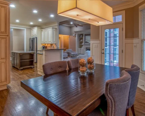 The Role of Flowers in Enhancing Apartment Living Spaces